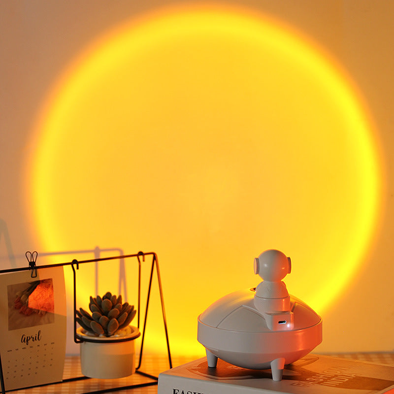 Enchanted Astronaut Sunset Luxe Lamp Glow Humidifier With 360 Degree Projection