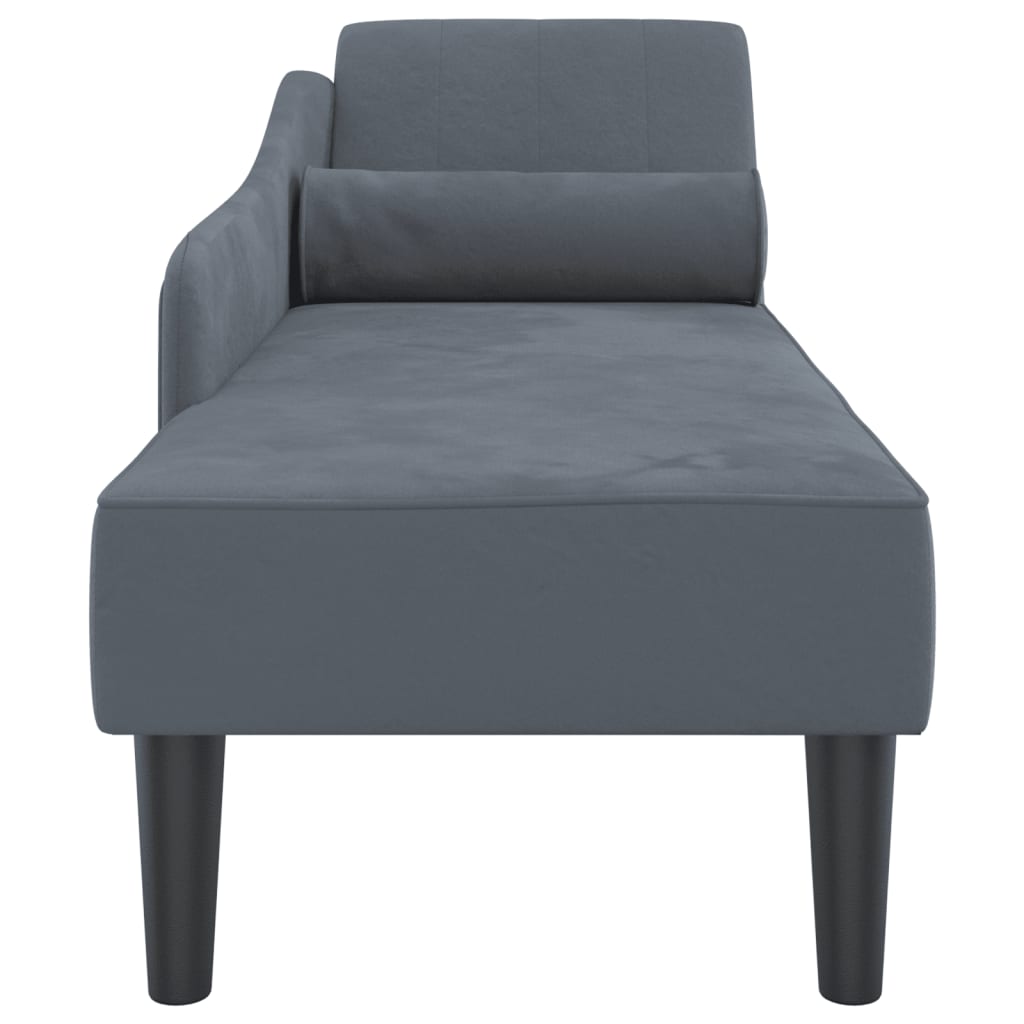 Chaise longue with cushions in velvet